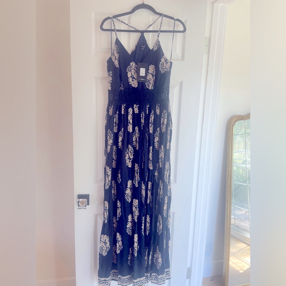 Long navy blue and beige print summer dress. Size L. Never worn with tags.